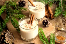 12 Holiday Party Recipes: Christmas Themed Drink Ideas