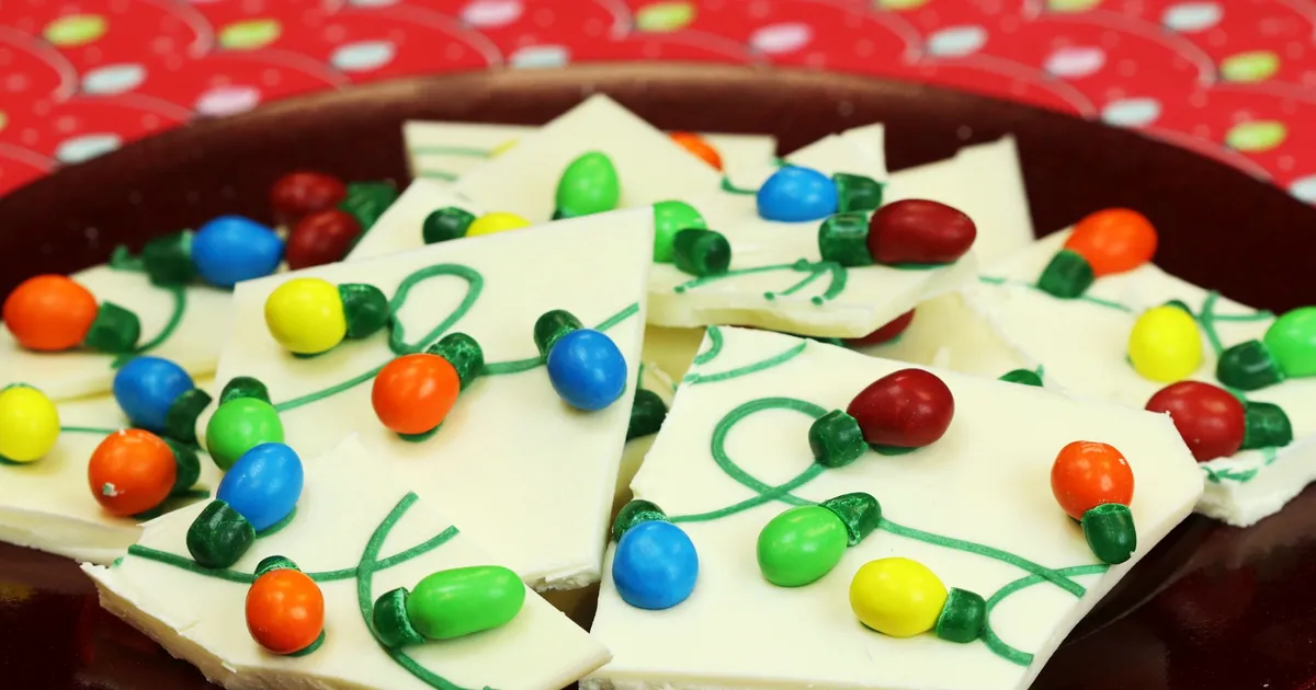 Christmas Lights Chocolate Bark - Forkly