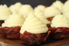 Prosciutto Wrapped Turkey Meatloaf Cupcakes