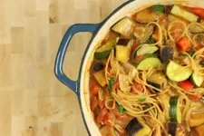 One-Pot Ratatouille Spaghetti