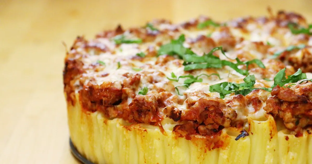 Rigatoni Pasta Pie - Forkly