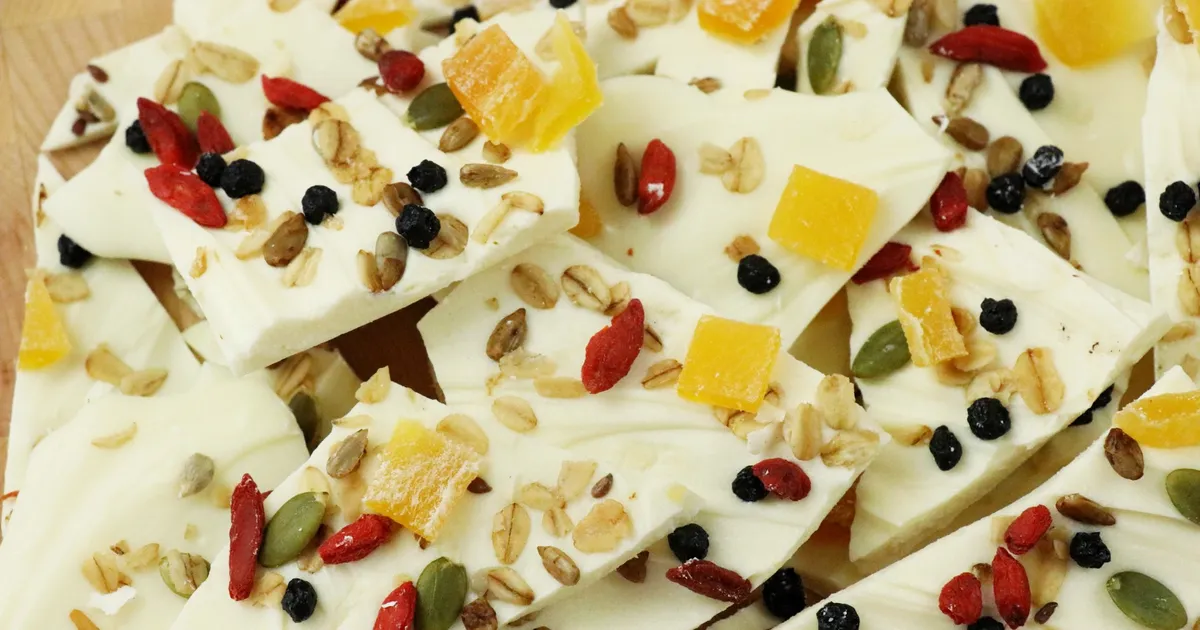 Greek Yogurt Bark - Forkly
