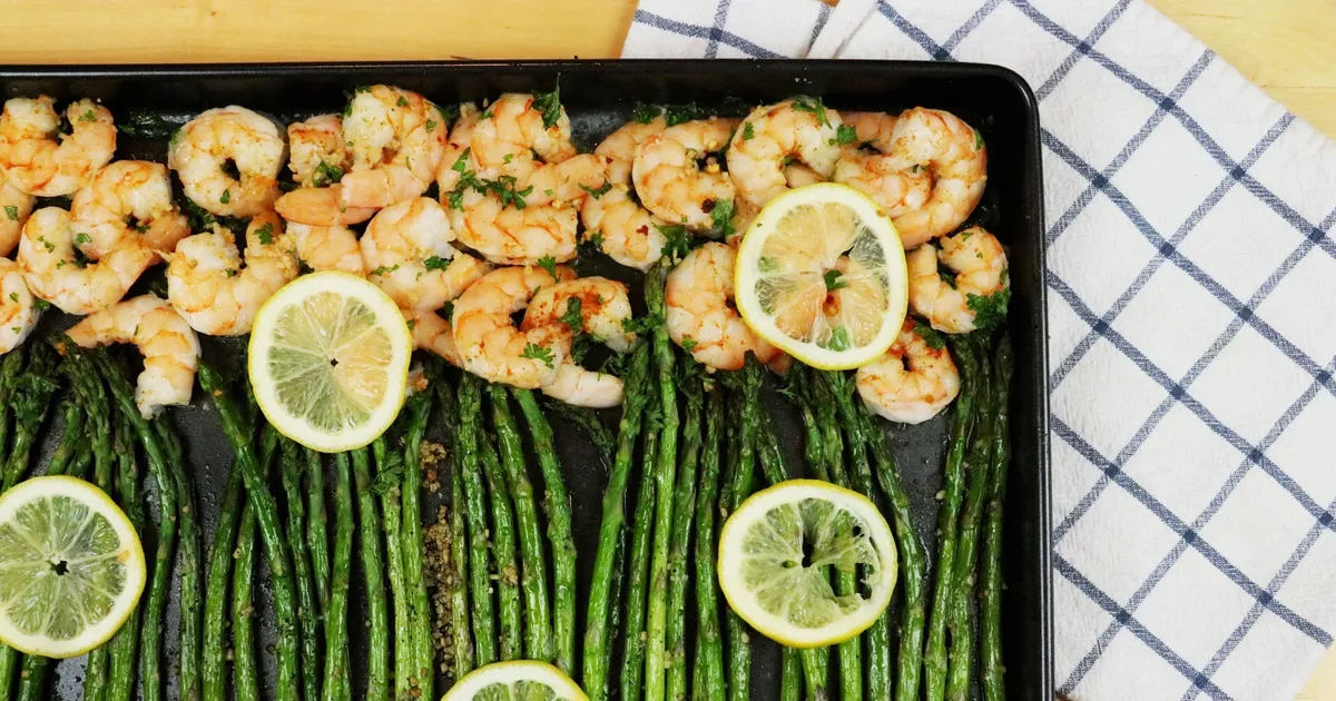 Healthy One-Pan Lemon Garlic Shrimp & Asparagus - Forkly