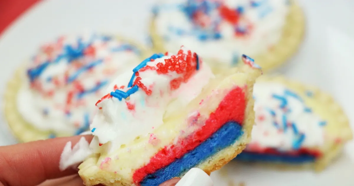 Surprise Red, White & Blue Mini Cheesecakes - Forkly