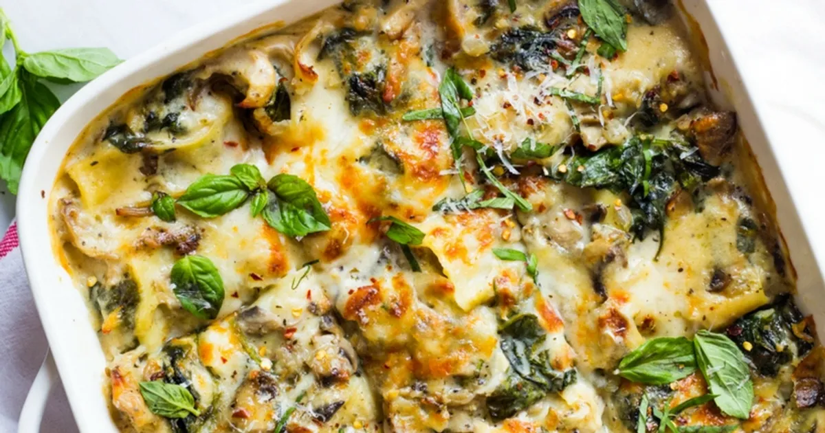 10 Lasagna Recipes For The Lasagna Connoisseur - Forkly