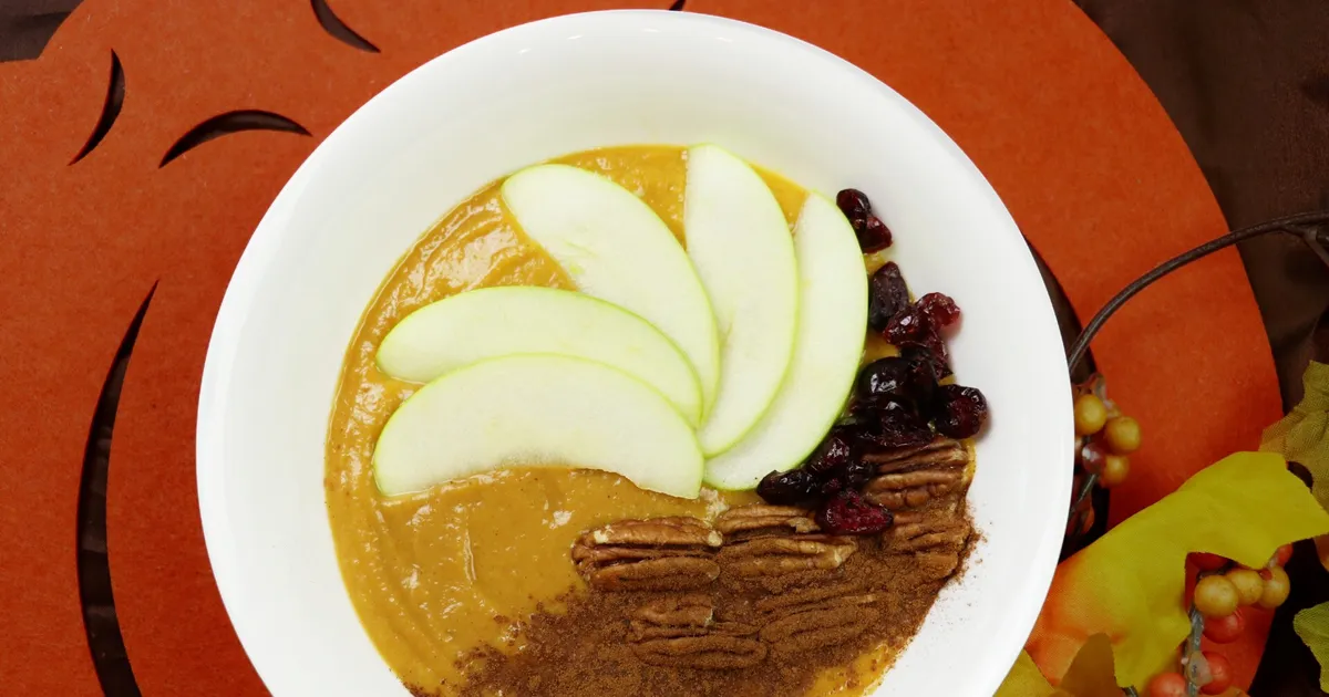 Fall Pumpkin Smoothie Bowl (With Benefits) - Forkly
