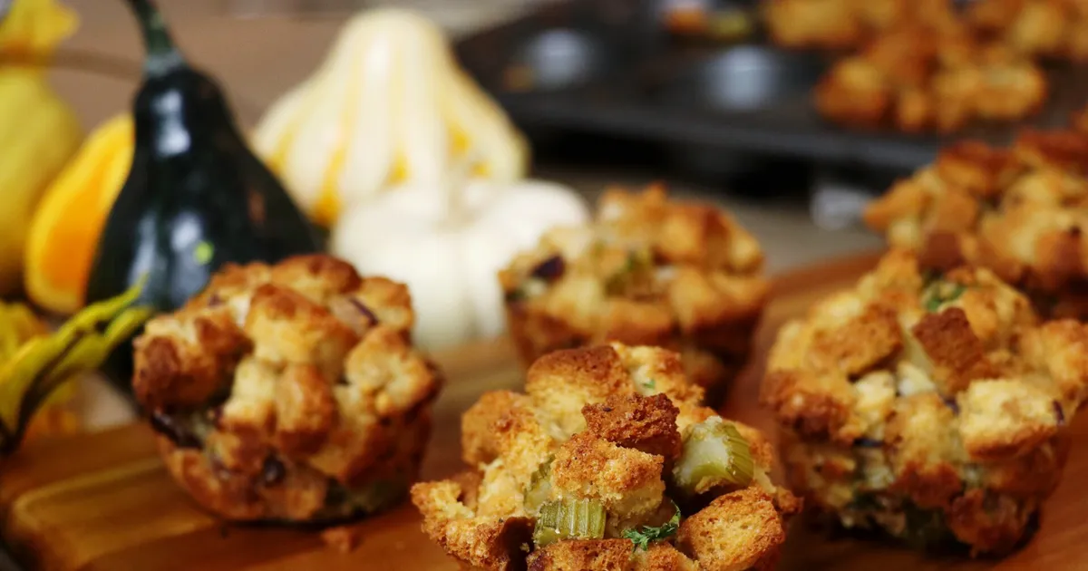 "Stuffins" : Stuffing Muffins - Forkly