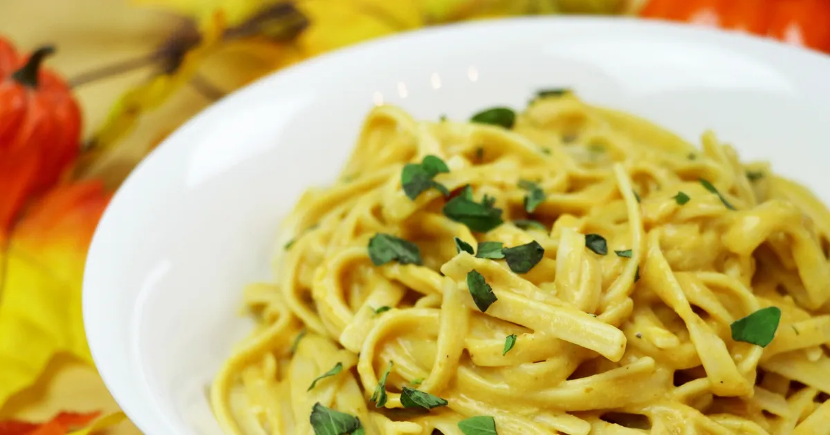 Creamy, Dairy-Free Pumpkin Alfredo - Forkly