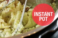 Instant Pot Garlic Mashed Potatoes