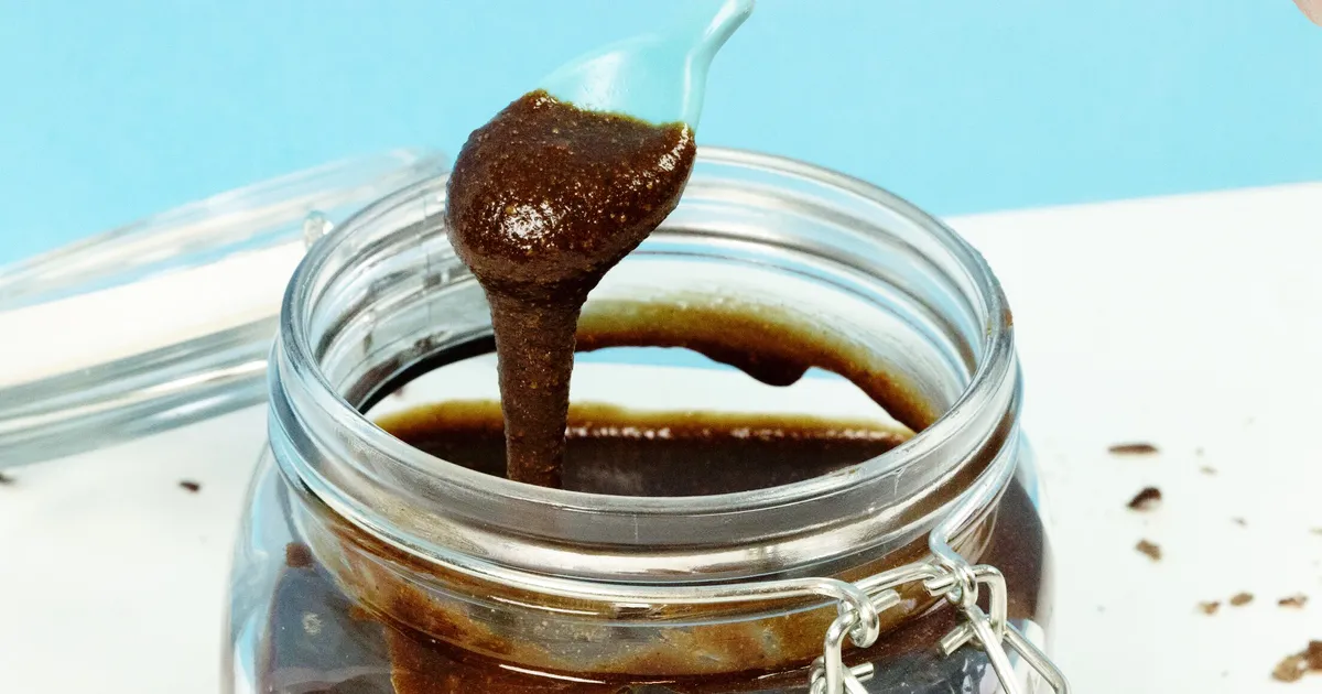 Guilt-Free & Vegan Homemade Nutella - Forkly