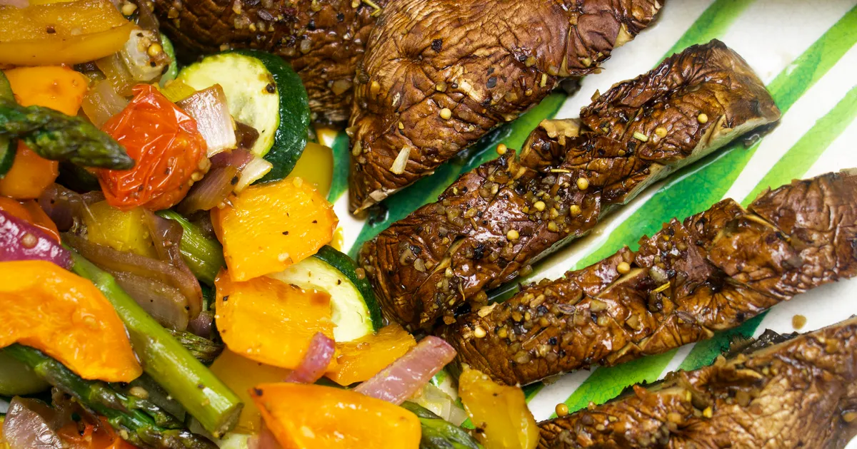 No-Grill Vegan Mushroom Steak Dinner - Forkly