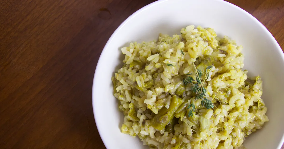 Vegan Asparagus Risotto: Wolf Gourmet Multi-Function Cooker Recipe - Forkly