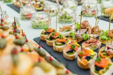 Finger Food Recipes: Elegant Appetizers for the Perfect Wedding Reception