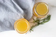 Easy 90-Minute Instant Pot Bone Broth