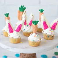 Simple & Easy Chocolate Pretzel Bunny Ears & Carrots Cupcake Toppers