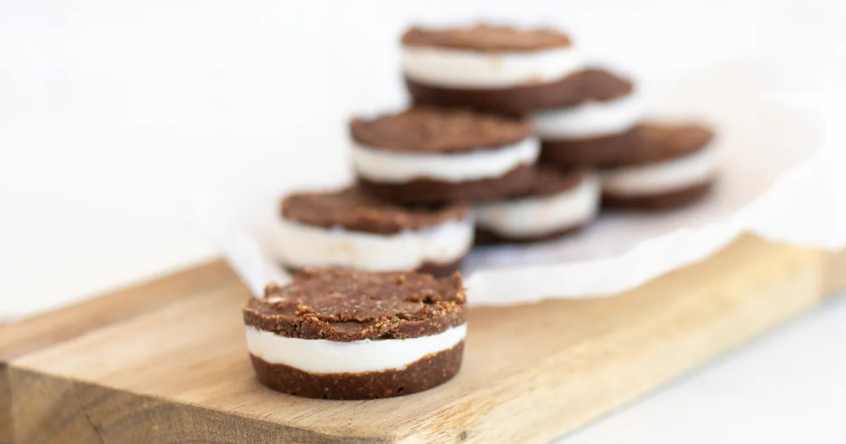 Creamy Keto OREO Cookies and Cream Fat Bombs - Forkly